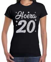 Hoera 20 jaar verjaardag cadeau t-shirt zilver glitter zwart dames