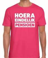 Hoera eindelijk pensioen t-shirt roze heren